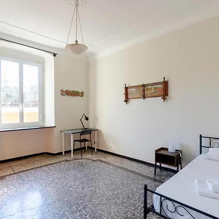 Altido Spacious Flat